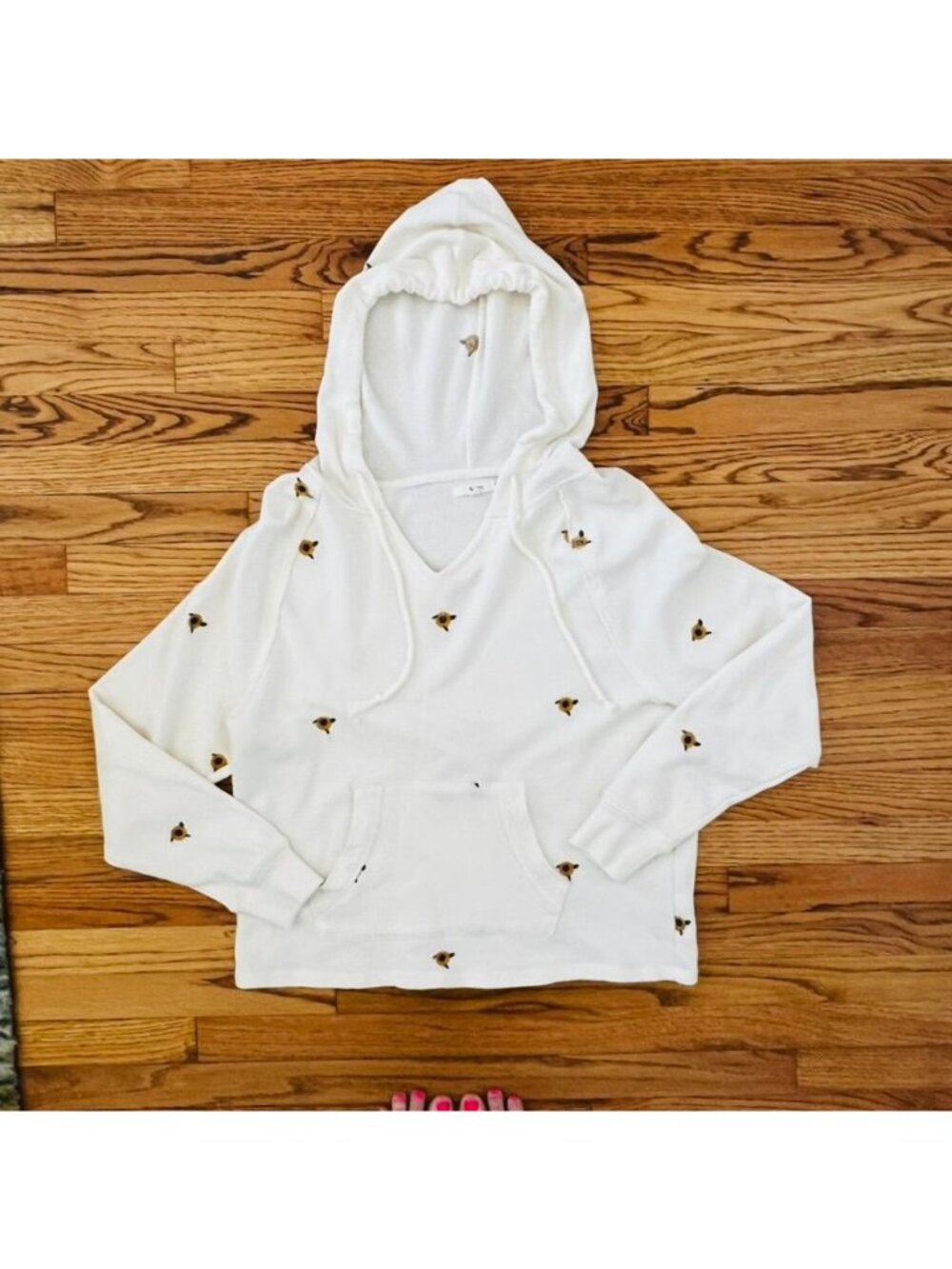 NWOT Sunflower Embroidered Hoodie Cream Lightweight Boho Floral Pullover Cottage - Picture 11 of 13